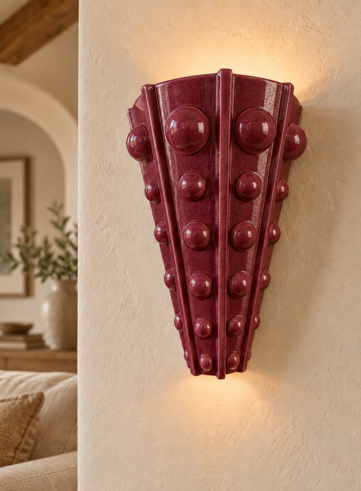 Queen — Wall Sconce